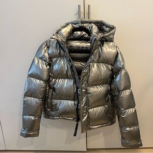 Aritiza The Super Puff™ Shorty - XS - silver metallic puffer down coat